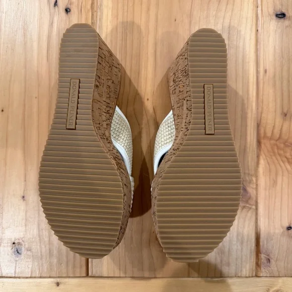Donald J. Pliner Women's Wicker Wedges - Picture 5 of 7
